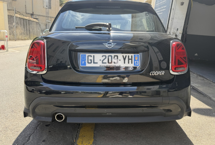 Mini MINI 5 PORTES  3 (F55) 5 Portes LCI Cooper 1.5 i 12V DCT7 136 cv Boîte auto