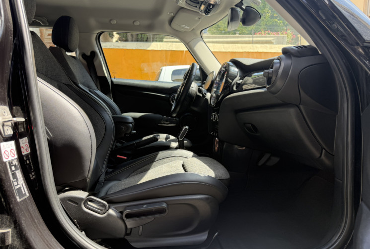 Mini MINI 5 PORTES  3 (F55) 5 Portes LCI Cooper 1.5 i 12V DCT7 136 cv Boîte auto
