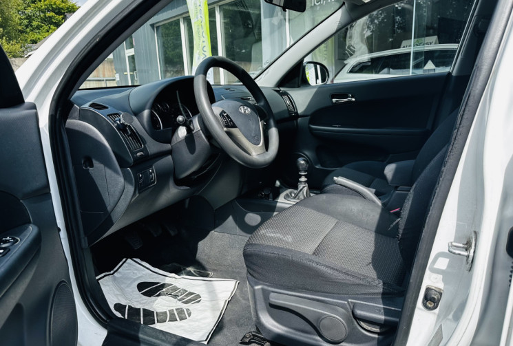 Hyundai i30 1.6 CRDI 115ch Clim / Moteur à chaîne