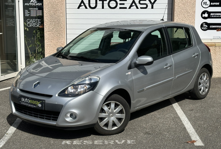 Renault Clio 1.2 16v 100 ch TomTom 5 portes / 1ERE MAIN / ENTRETIEN OK / COURROIE OK