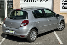 Renault Clio 1.2 16v 100 ch TomTom 5 portes / 1ERE MAIN / ENTRETIEN OK / COURROIE OK