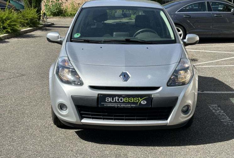 Renault Clio 1.2 16v 100 ch TomTom 5 portes / 1ERE MAIN / ENTRETIEN OK / COURROIE OK