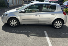 Renault Clio 1.2 16v 100 ch TomTom 5 portes / 1ERE MAIN / ENTRETIEN OK / COURROIE OK
