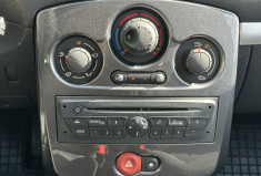 Renault Clio 1.2 16v 100 ch TomTom 5 portes / 1ERE MAIN / ENTRETIEN OK / COURROIE OK
