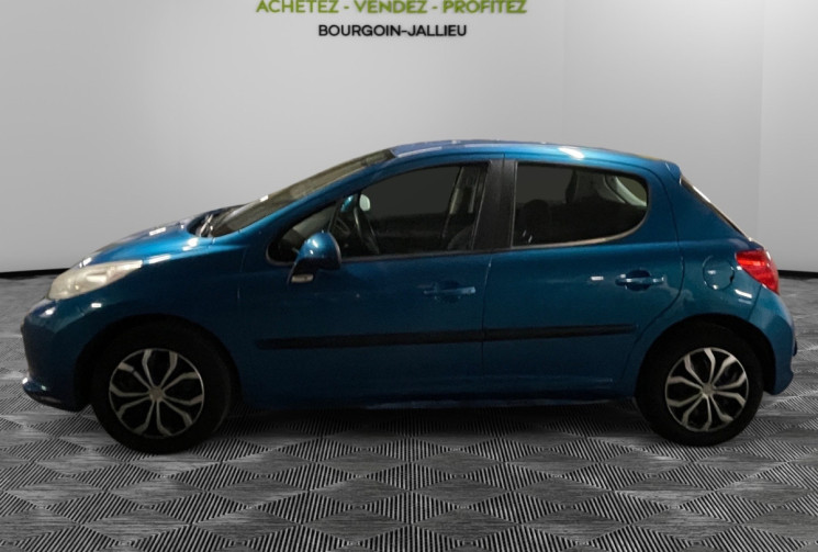Peugeot 207 1.4i / 88 CH / PREMIÈRE MAIN / TOUT A JOUR