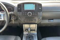 Nissan Navara 3.0 DCI V6 DIESEL 230 DOUBLE-CAB Boite Auto
