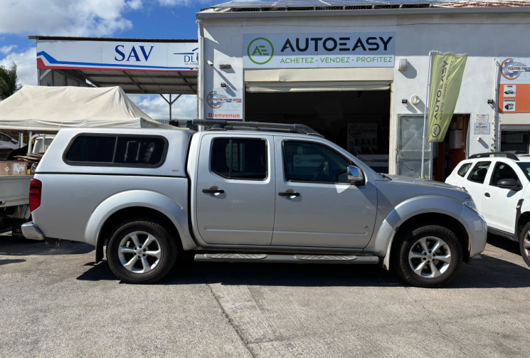 Nissan Navara 3.0 DCI V6 DIESEL 230 DOUBLE-CAB Boite Auto