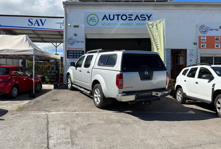 Nissan Navara 3.0 DCI V6 DIESEL 230 DOUBLE-CAB Boite Auto