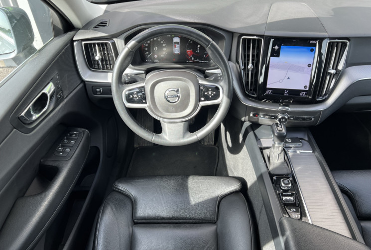 Volvo XC60 2.0 TDi AWD Geartronic8 235 cv / Attelage
