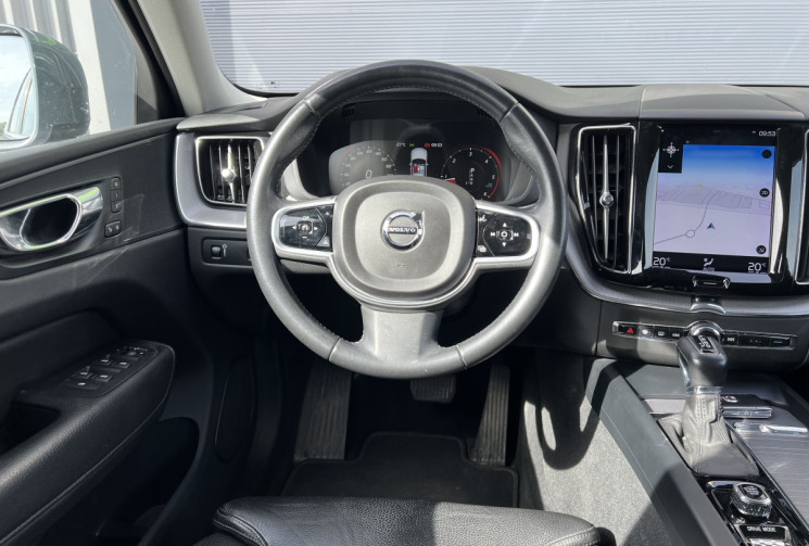 Volvo XC60 2.0 TDi AWD Geartronic8 235 cv / Attelage