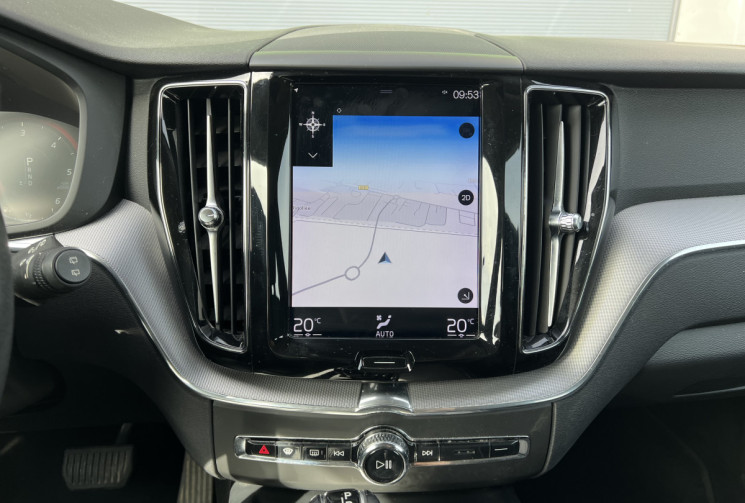 Volvo XC60 2.0 TDi AWD Geartronic8 235 cv / Attelage