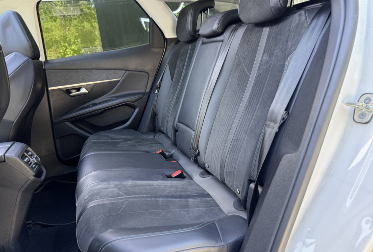 Peugeot 3008 Crossway 1.5 HDi 130 ch EAT8 / Toit Panoramique / Camera / Carplay / Entretien complet
