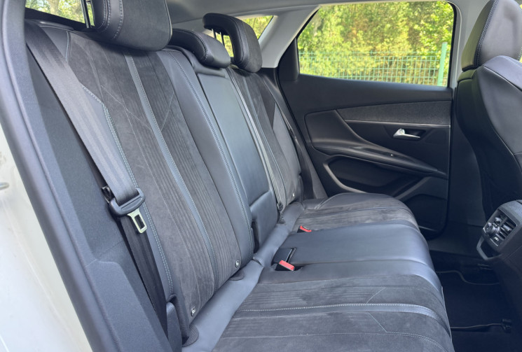 Peugeot 3008 Crossway 1.5 HDi 130 ch EAT8 / Toit Panoramique / Camera / Carplay / Entretien complet
