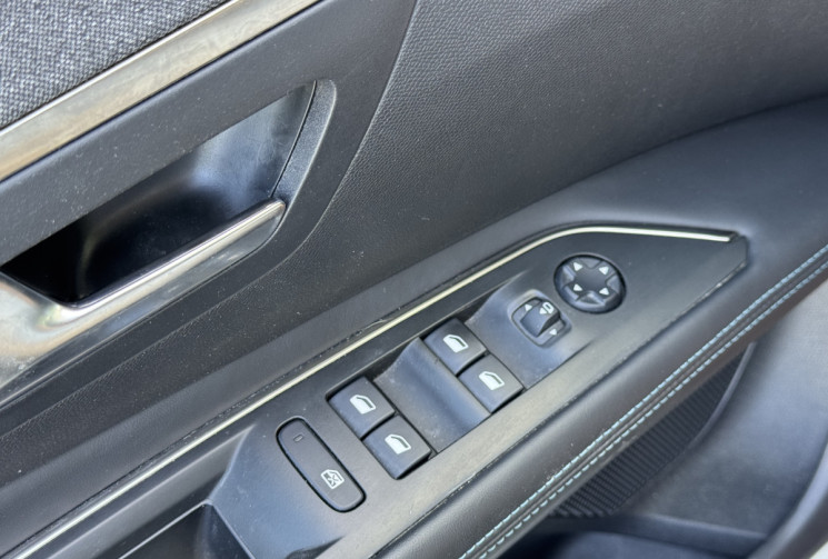 Peugeot 3008 Crossway 1.5 HDi 130 ch EAT8 / Toit Panoramique / Camera / Carplay / Entretien complet