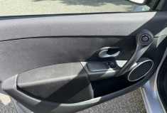 Renault Clio 1.2 16v 100 ch Dynamique 5 portes / ENTRETIEN OK / COURROIE OK