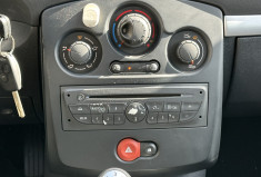 Renault Clio 1.2 16v 100 ch Dynamique 5 portes / ENTRETIEN OK / COURROIE OK