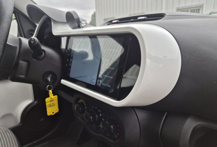 Renault Twingo III 1.0 SCE * 71 CV * CARPLAY * GRAND ECRAN * IDEAL JEUNE PERMIS 