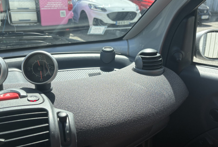 SMART Fortwo Coupé (450) 0.7i 61 cv Grandstyle * Climatisation * Boite automatique * Garantie 6 Mois