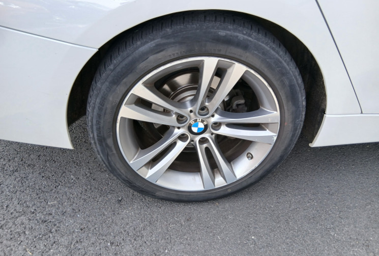 BMW Série 3 Gran Turismo 320d 2.0 d 190 cv Pack SPORT