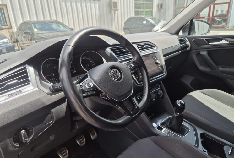 Volkswagen Tiguan  II 2.0 TDi 16V BMT 116 CV * CAMERA DE RECUL * NOUVELLE DISTRIBUTION * CARPLAY 