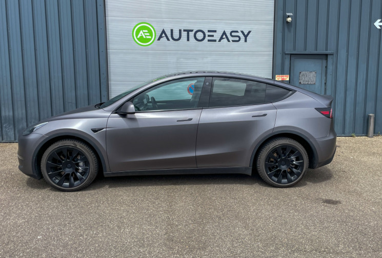 Tesla Model Y LONG RANGE AWD TVA RECUPERABLE