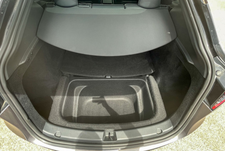 Tesla Model Y LONG RANGE AWD TVA RECUPERABLE