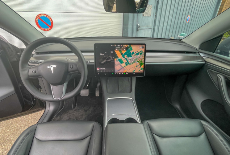 Tesla Model Y LONG RANGE AWD TVA RECUPERABLE