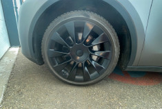 Tesla Model Y LONG RANGE AWD TVA RECUPERABLE