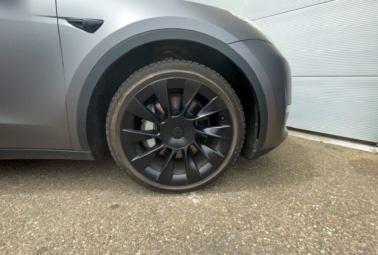 Tesla Model Y LONG RANGE AWD TVA RECUPERABLE
