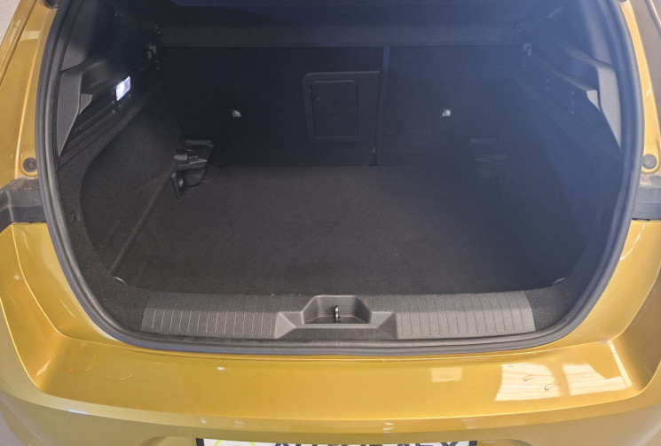 Opel Astra 1.2 TURBO 130  ELEGANCE / 1 ER MAIN / ENTRETIEN A JOUR / TVA RECUPERABLE