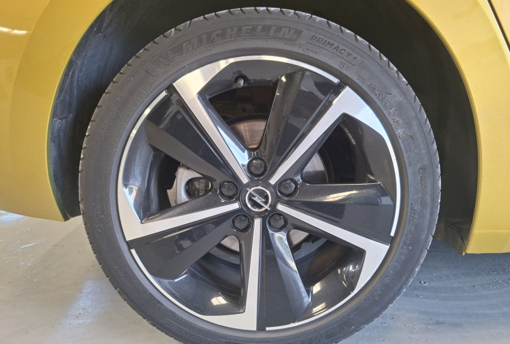 Opel Astra 1.2 TURBO 130  ELEGANCE / 1 ER MAIN / ENTRETIEN A JOUR / TVA RECUPERABLE