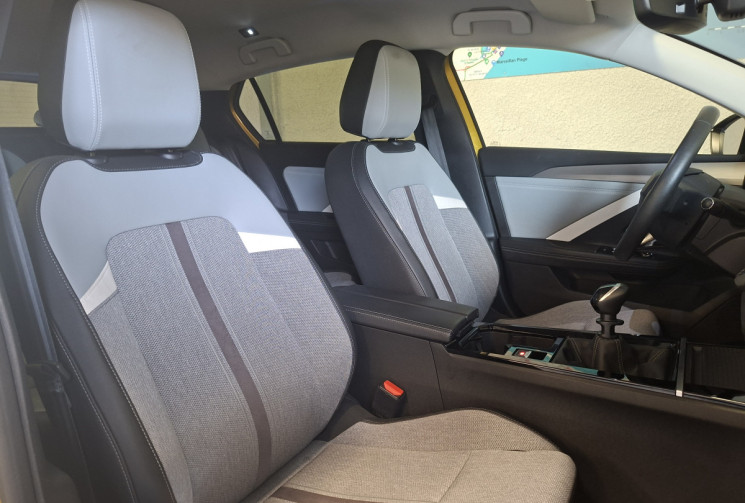 Opel Astra 1.2 TURBO 130  ELEGANCE / 1 ER MAIN / ENTRETIEN A JOUR / TVA RECUPERABLE