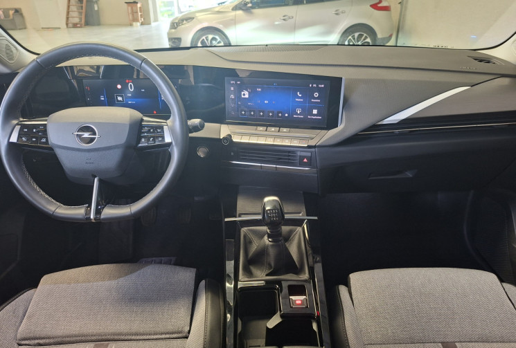 Opel Astra 1.2 TURBO 130  ELEGANCE / 1 ER MAIN / ENTRETIEN A JOUR / TVA RECUPERABLE