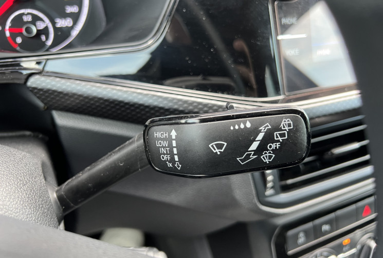 Volkswagen T-Cross 1.0 TSI 12V 95 cv Lounge  / CARPLAY 