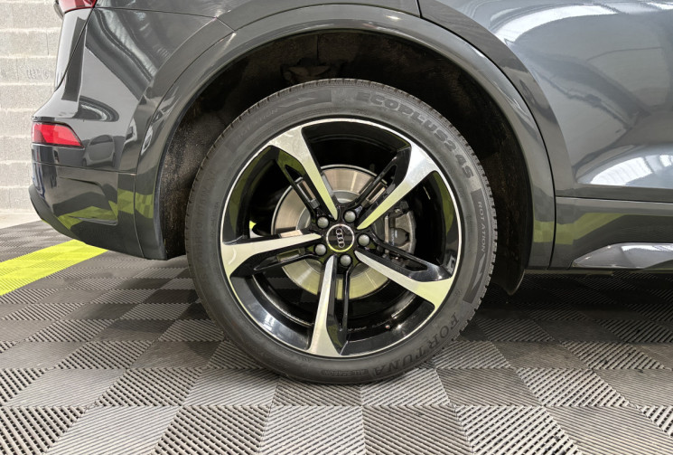 Audi Q5 40 TDI Mild Hybrid 204 ch Avus quattro S tronic 7 / révision à jour