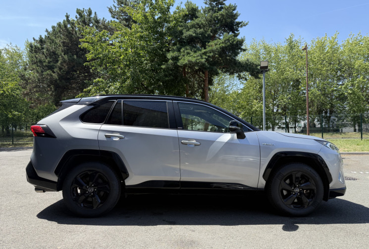 Toyota RAV4 2WD 218 PREMIERE EDITION