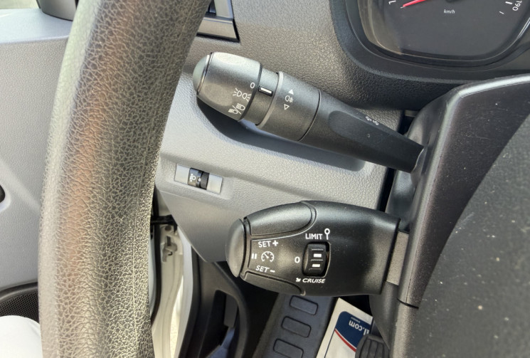 Peugeot Expert Kombi 9 places 115ch / TVA récupérable / Suivi entretien 