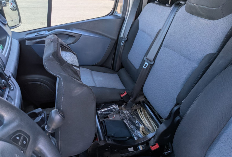 Opel VIVARO VAN AMENAGE L2H1 2900 1.6 CDTI PACK CLIM  125  - MOTEUR A CHAINE - - GARANTIE 12 MOIS - 
