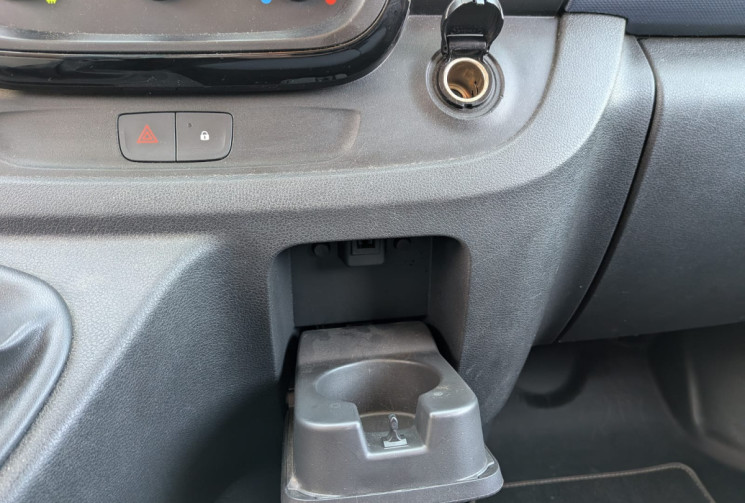 Opel VIVARO VAN AMENAGE L2H1 2900 1.6 CDTI PACK CLIM  125 / MOTEUR A CHAINE / GARANTIE 12 MOIS 