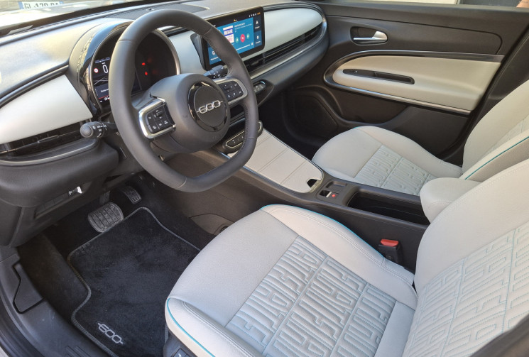 FIAT 600 1.2 Hybrid 136 La Prima DCT6 7600 KMS