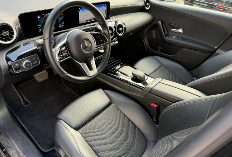 Mercedes CLASSE A BERLINE 250 e 160+102 ch Progressive Line 8G-DCT / 1ière main / Suivi MB