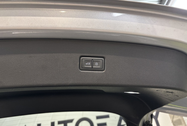 Audi Q5 Sportback 55 TFSI e 367 ch S line quattro S tronic 7 / Entretien à jour / Nombreuses options
