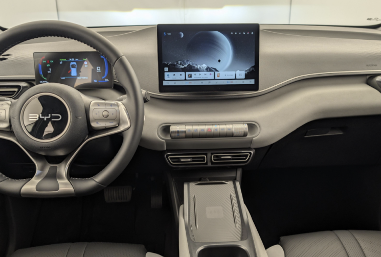 BYD Dolphin SURF 43.2 kWh 156 ch Comfort