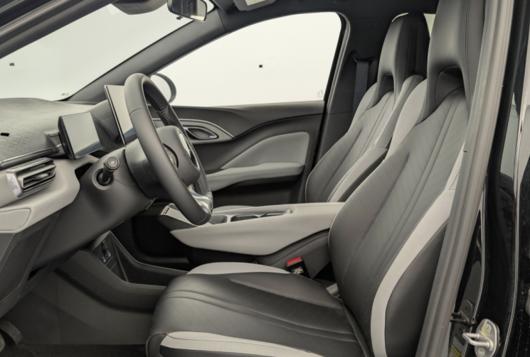 BYD Dolphin SURF 43.2 kWh 156 ch Comfort