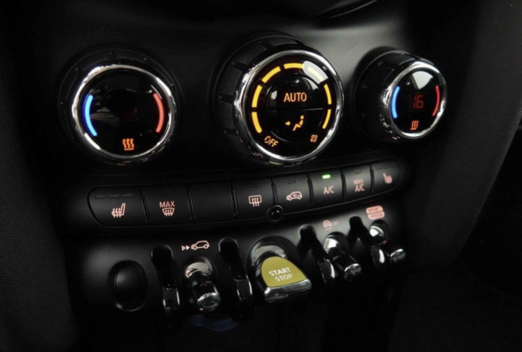 Mini Cooper SE 28.9 KWH 184 ESSENTIAL