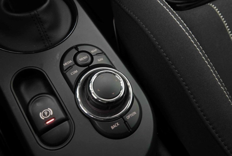 Mini Cooper SE 28.9 KWH 184 ESSENTIAL