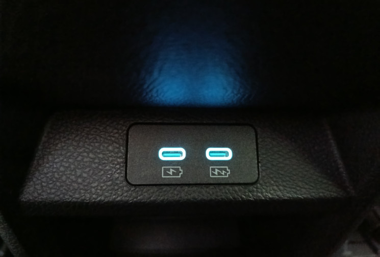 BYD Seal U 1.5 DM-I BOOST PHEV 218 / HYBRIDE RECHARGEABLE / 1ERE MAIN 