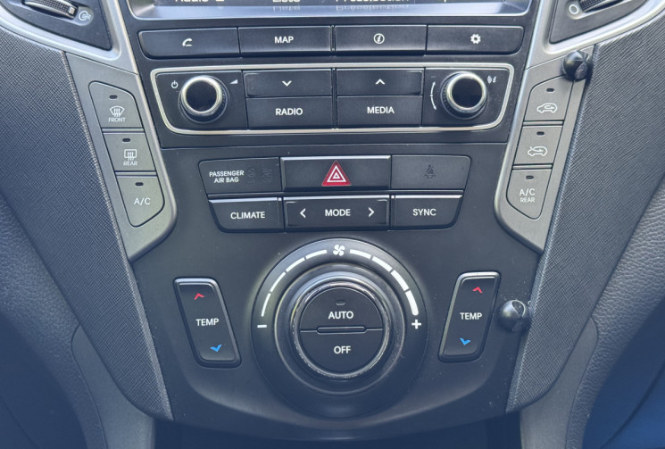 Hyundai SANTA FE 2.2 CRDi 200ch Creative 2WD BVA 7 Places / Camera / Siège chauffant / Entretien OK