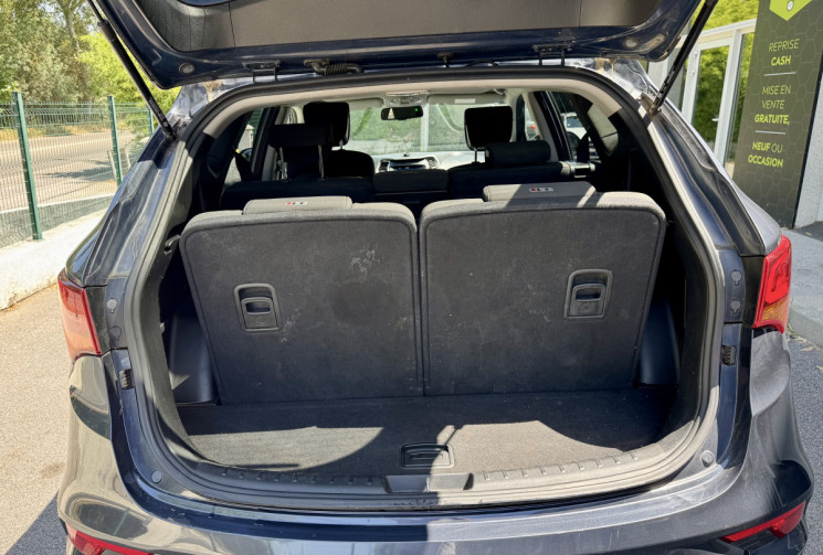 Hyundai SANTA FE 2.2 CRDi 200ch Creative 2WD BVA 7 Places / Camera / Siège chauffant / Entretien OK