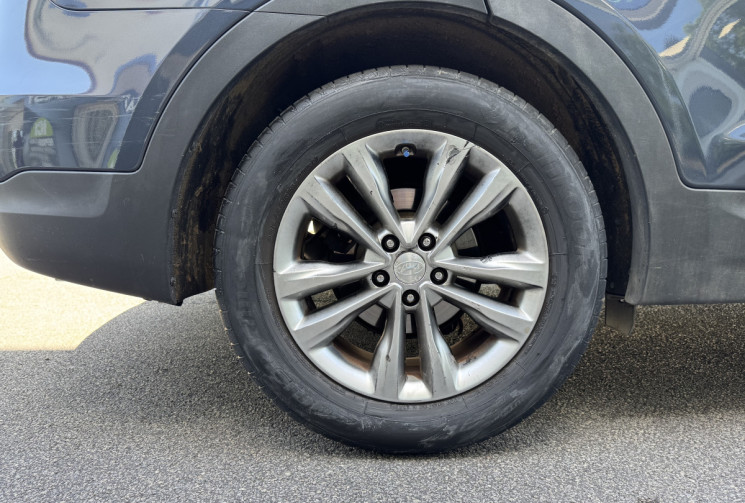 Hyundai SANTA FE 2.2 CRDi 200ch Creative 2WD BVA 7 Places / Camera / Siège chauffant / Entretien OK